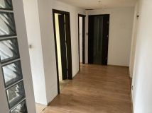 Mieszkanie 3-pokojowe Tarnów Śródmieście, ul. Fryderyka Chopina. Zdjęcie 2