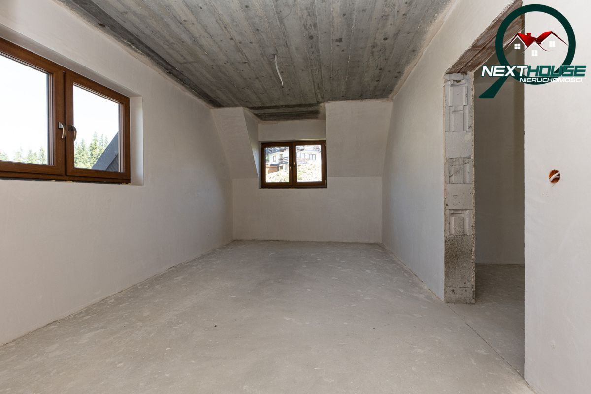 dom wolnostojący, 7 pokoi Ząb. Zdjęcie 19