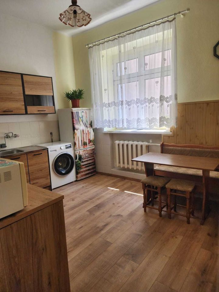 Mieszkanie 3-pokojowe Głogówek, pl. Wolności. Zdjęcie 4