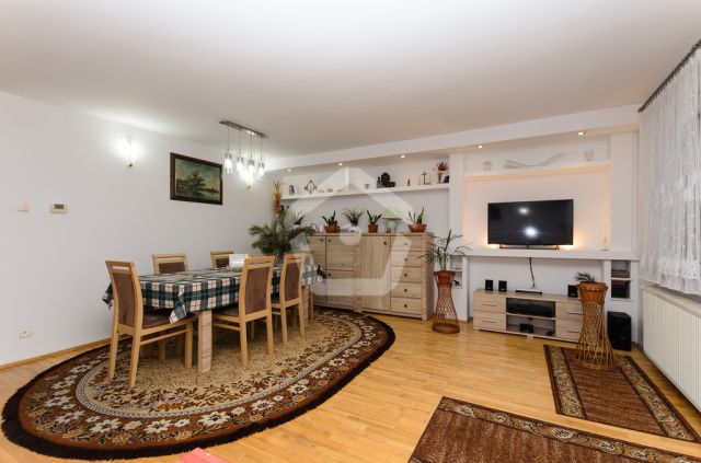 dom szeregowy, 4 pokoje Rzeszów Wilkowyja, ul. Władysława IV. Zdjęcie 3