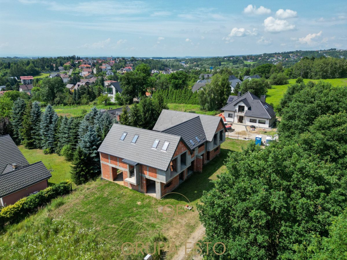 bliźniak, 5 pokoi Szczyglice, ul. Bukowa. Zdjęcie 1