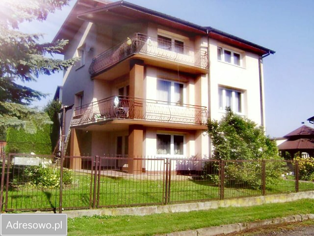 dom wolnostojący, 8 pokoi Szczebrzeszyn Domki. Zdjęcie 1