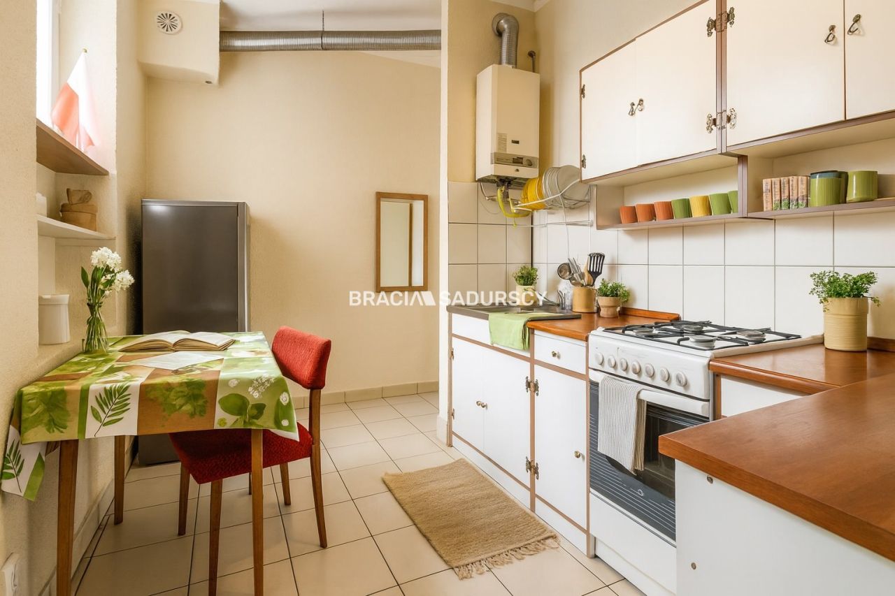 Mieszkanie 4-pokojowe Kraków Stare Miasto, ul. Mikołaja Zyblikiewicza. Zdjęcie 3