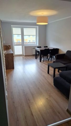 Mieszkanie 3-pokojowe Iława, ul. Jarosława Dąbrowskiego. Zdjęcie 1