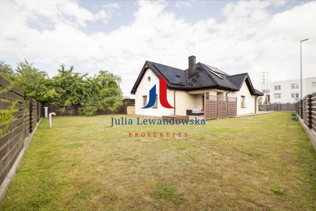 dom wolnostojący, 7 pokoi Gdańsk, ul. Metalowców. Zdjęcie 24