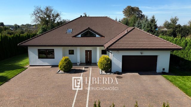 dom wolnostojący, 8 pokoi Uniszowice. Zdjęcie 20