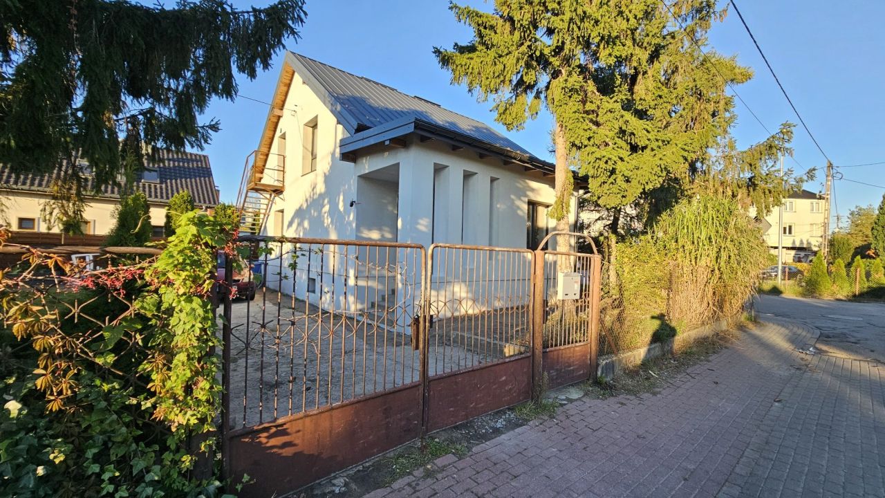 dom wolnostojący, 3 pokoje Płock, ul. Jesienna