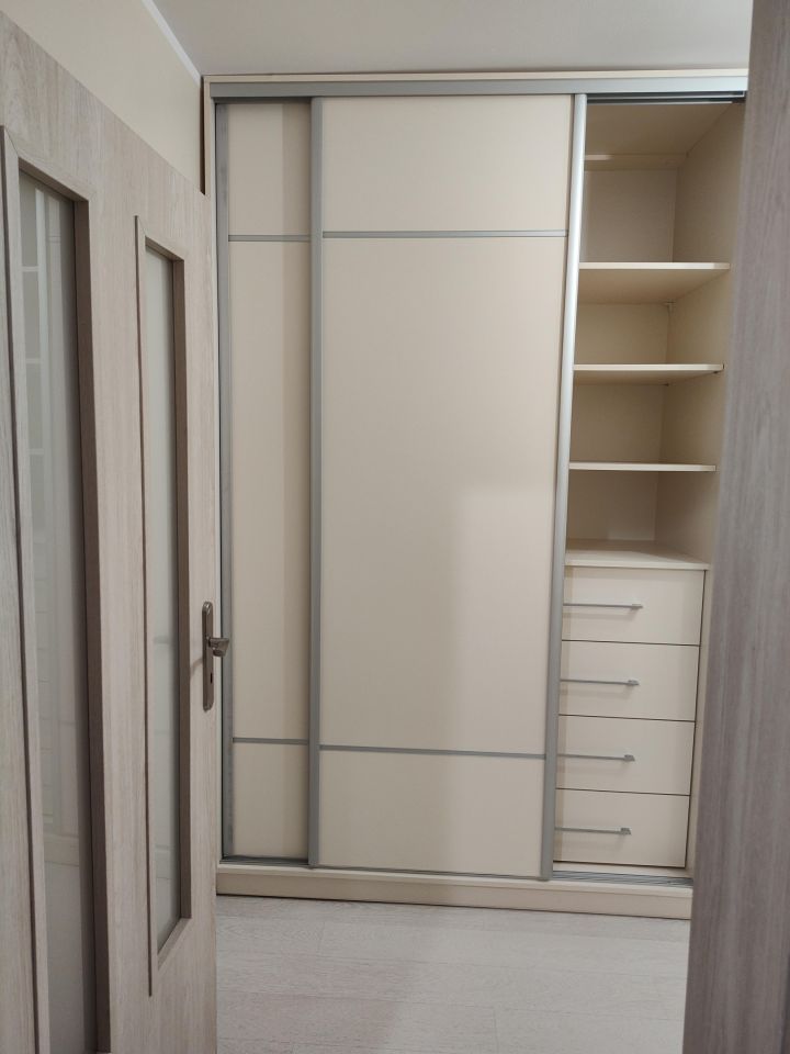 Mieszkanie 3-pokojowe Bełchatów, Dolnośląskie. Zdjęcie 4