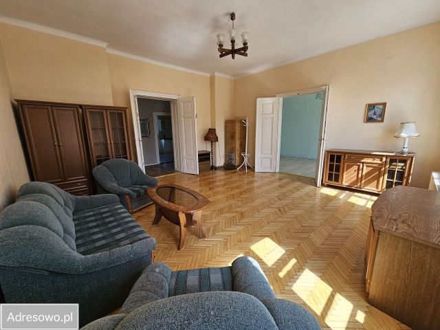 Mieszkanie 3-pokojowe Ustroń, ul. Ignacego Daszyńskiego. Zdjęcie 1