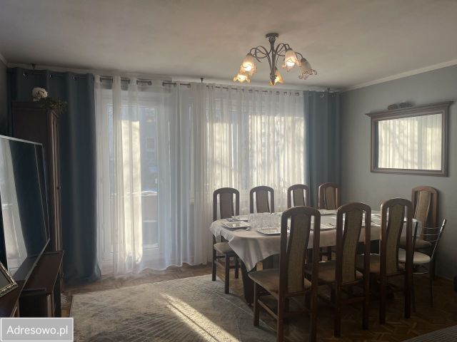 Mieszkanie 4-pokojowe Warszawa Gocław, ul. Floriana Znanieckiego. Zdjęcie 1