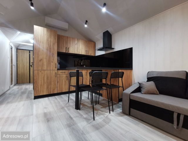 dom wolnostojący, 3 pokoje Zielona Góra. Zdjęcie 1