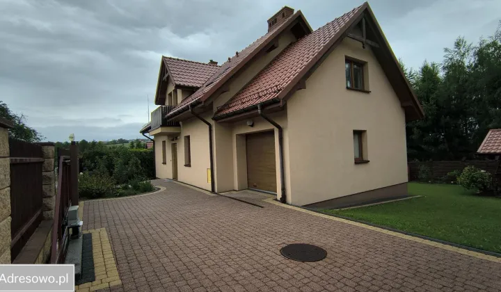 dom wolnostojący, 6 pokoi Pawlikowice, brak
