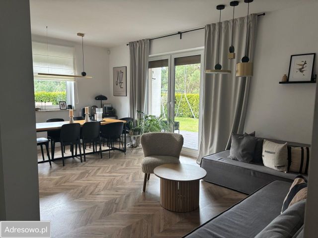 Mieszkanie 3-pokojowe Niemcz, ul. Karaibska. Zdjęcie 1