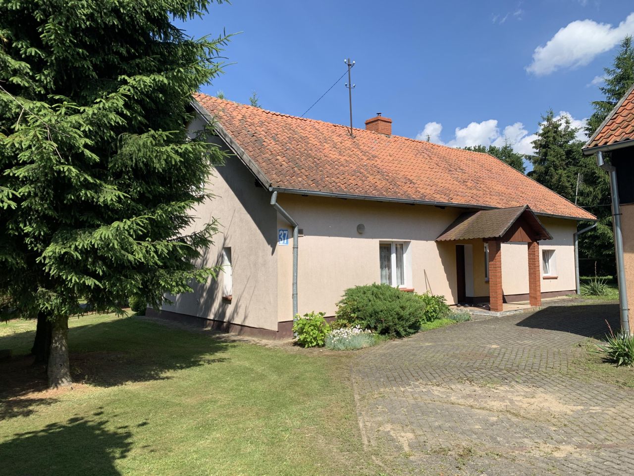 dom wolnostojący, 3 pokoje Dąbrowa. Zdjęcie 5