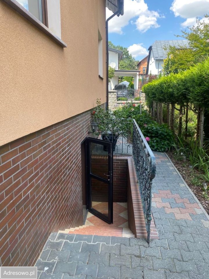 dom wolnostojący, 7 pokoi Nysa, ul. Kukułcza. Zdjęcie 14