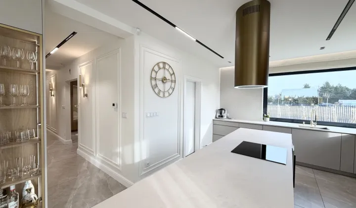 dom wolnostojący, 5 pokoi Białobiel, ul. Piękna