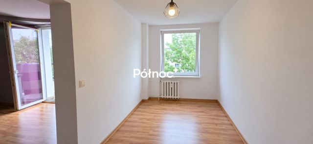 Mieszkanie 3-pokojowe Ozimek, pl. Plac Wolności. Zdjęcie 2