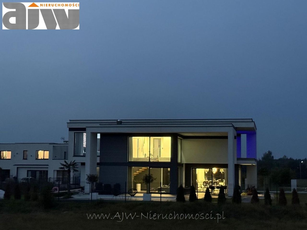 dom wolnostojący, 5 pokoi Łąki. Zdjęcie 9