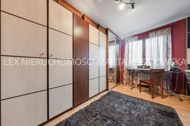 dom wolnostojący, 10 pokoi Raszyn. Zdjęcie 9