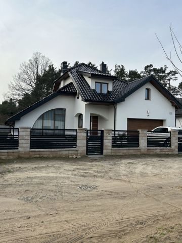 dom wolnostojący, 6 pokoi Kosakowo. Zdjęcie 1