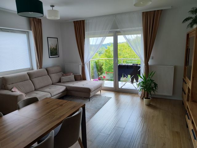 Mieszkanie 3-pokojowe Bochnia, ul. płk. Józefa Serugi. Zdjęcie 1