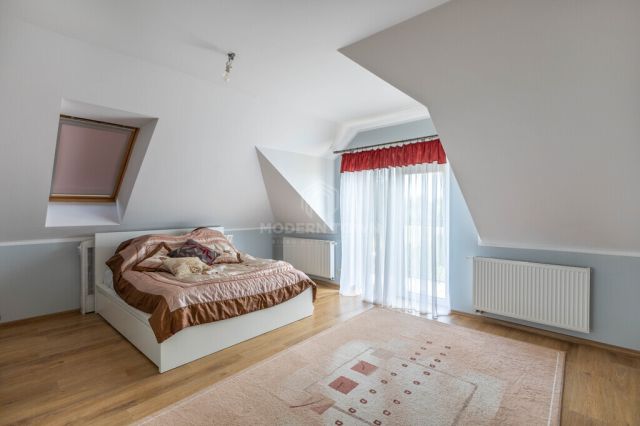 dom wolnostojący, 5 pokoi Rusiec. Zdjęcie 12