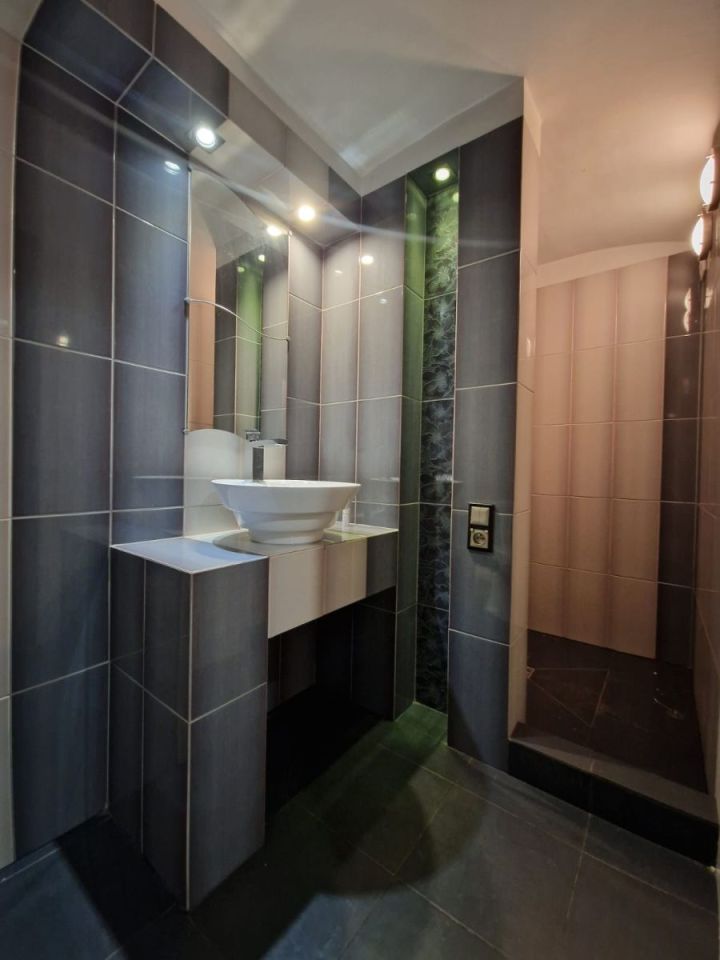 Mieszkanie 5-pokojowe Jelenia Góra. Zdjęcie 18