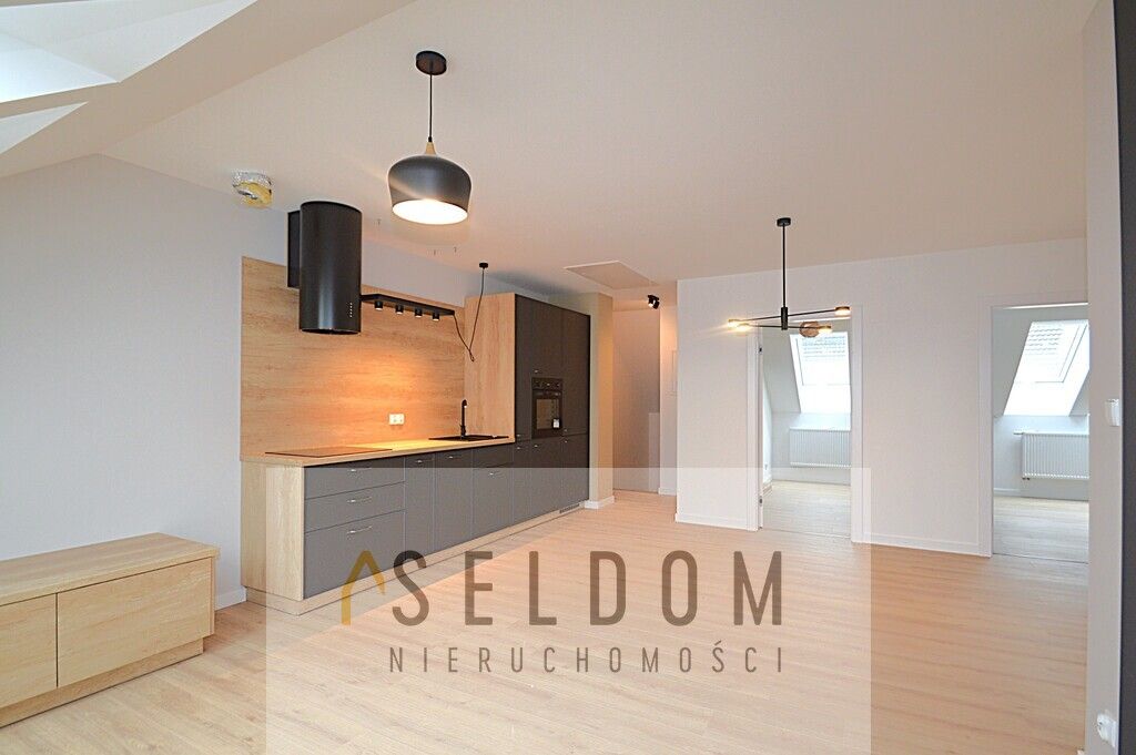 Mieszkanie 4-pokojowe Lędziny, ul. Ozimska. Zdjęcie 2