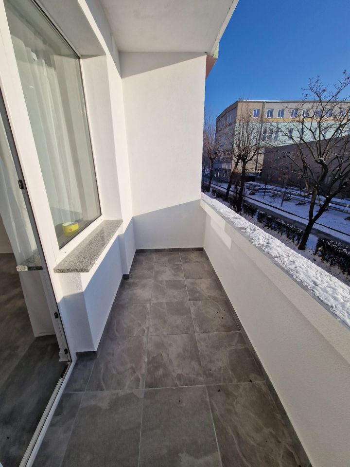 Mieszkanie 1-pokojowe Dzierżoniów, os. Kolorowe. Zdjęcie 7