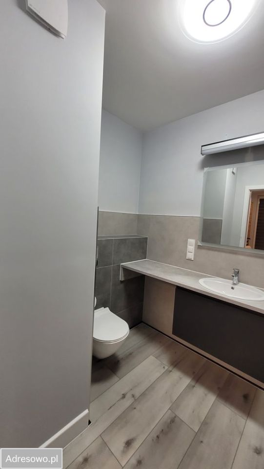 dom szeregowy, 5 pokoi Święta Katarzyna, ul. Cicha. Zdjęcie 15