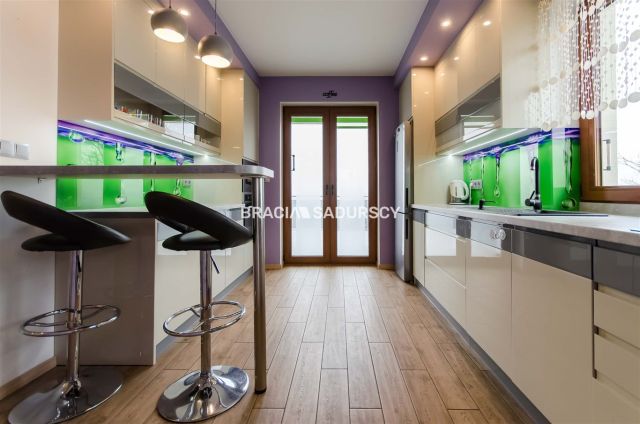 dom wolnostojący, 7 pokoi Myślenice Górne Przedmieście. Zdjęcie 7