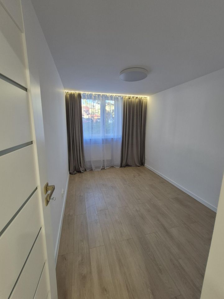 Mieszkanie 3-pokojowe Jaworzno Centrum, ul. Krzywa. Zdjęcie 9