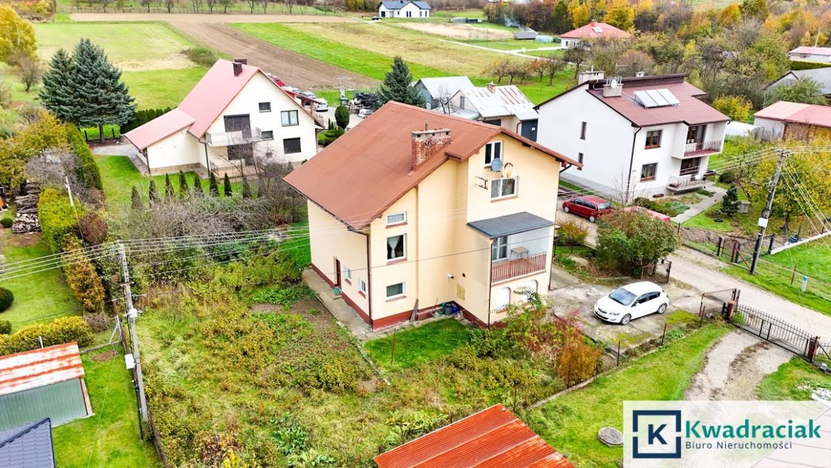 dom wolnostojący, 5 pokoi Bieździedza. Zdjęcie 4