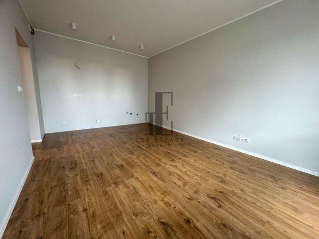 Mieszkanie 3-pokojowe Ząbki. Zdjęcie 3