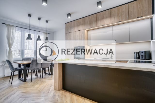 Mieszkanie 4-pokojowe Tychy, pl. Marii Curie-Skłodowskiej. Zdjęcie 2