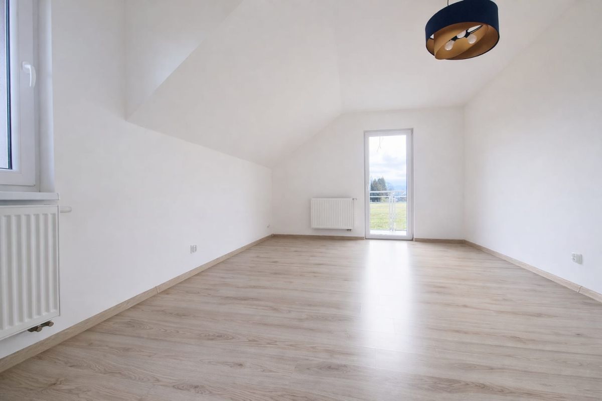 dom wolnostojący, 4 pokoje Mirsk, ul. os. Izerska Polana. Zdjęcie 9