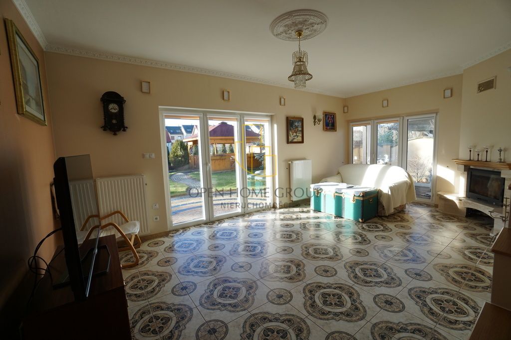 dom wolnostojący, 6 pokoi Smolec. Zdjęcie 9