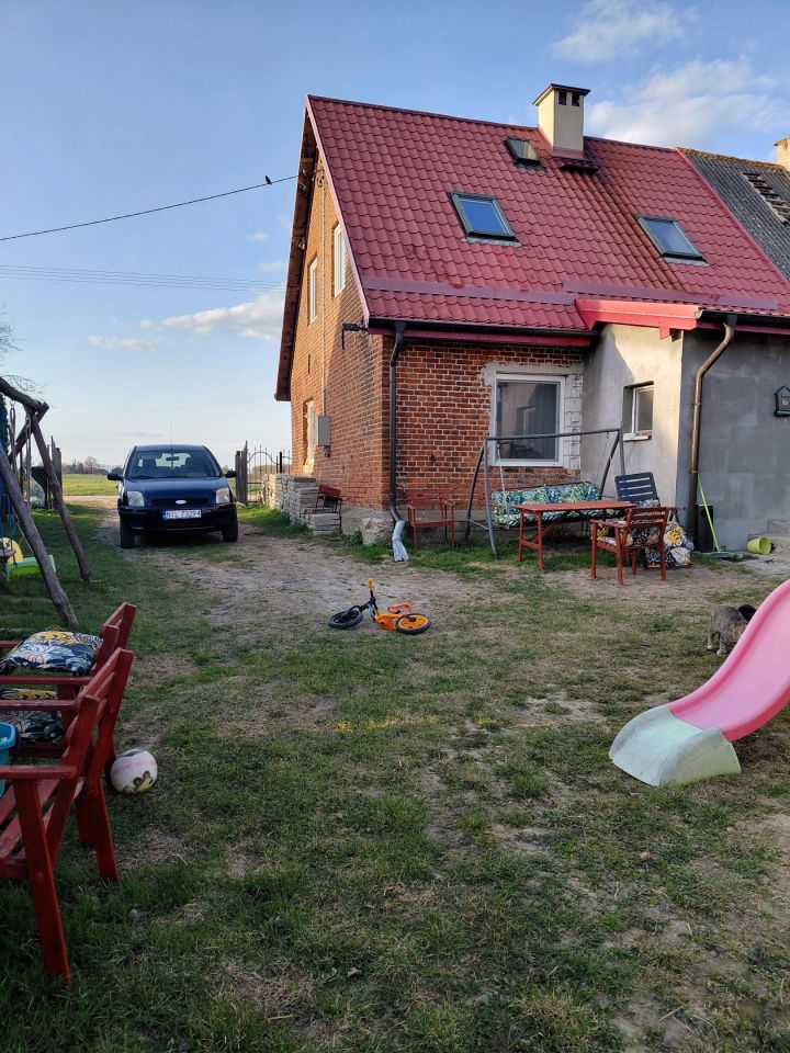 bliźniak, 3 pokoje Sobiewola. Zdjęcie 2