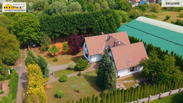 dom wolnostojący, 9 pokoi Szczecin, ul. Jałtańska. Zdjęcie 4