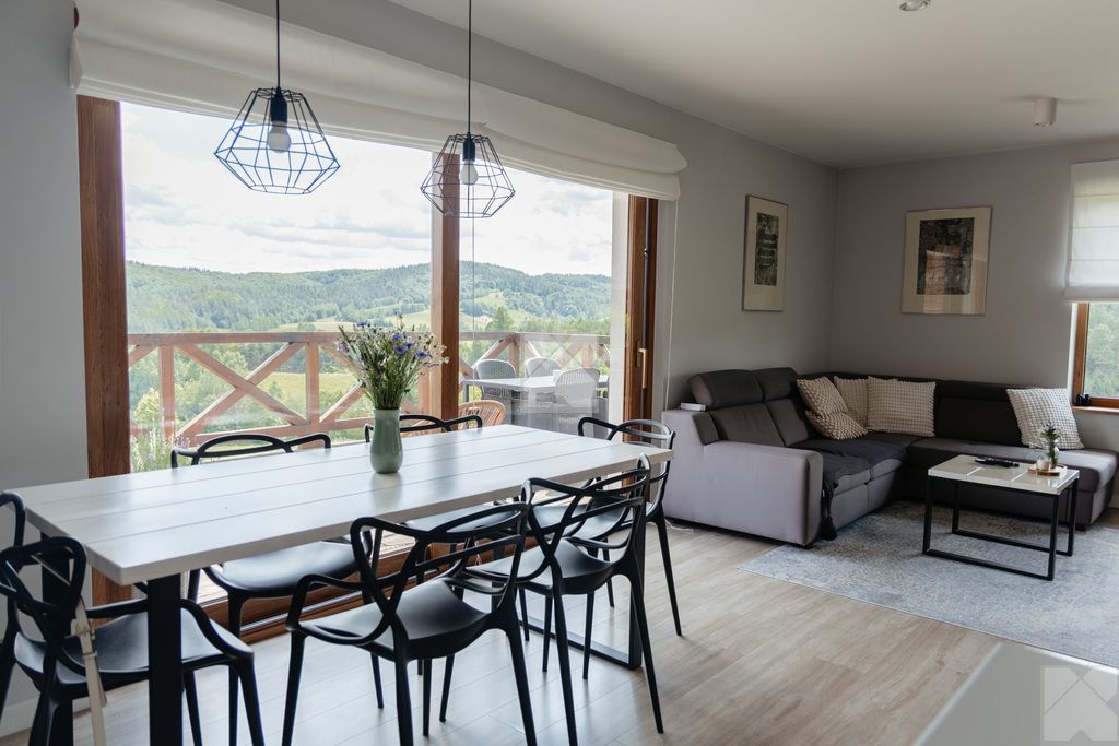 dom wolnostojący, 14 pokoi Berezka. Zdjęcie 5