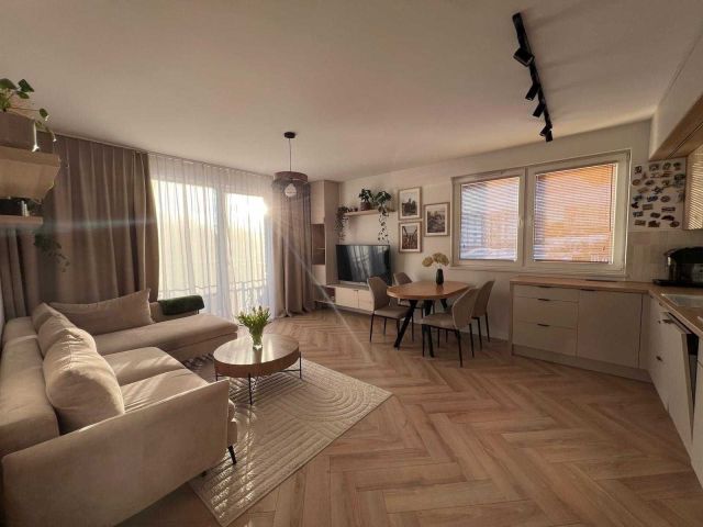 Mieszkanie 3-pokojowe Gdańsk Ujeścisko. Zdjęcie 1