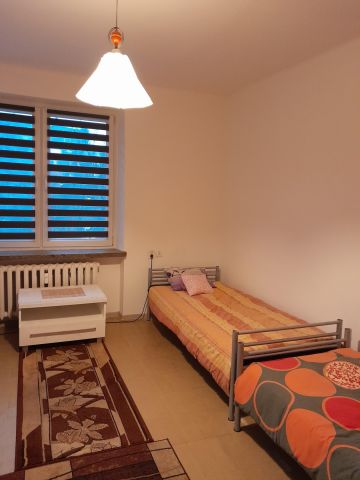 Pokój Dąbrowa Górnicza Centrum, ul. Kardynała Stefana Wyszyńskiego. Zdjęcie 1