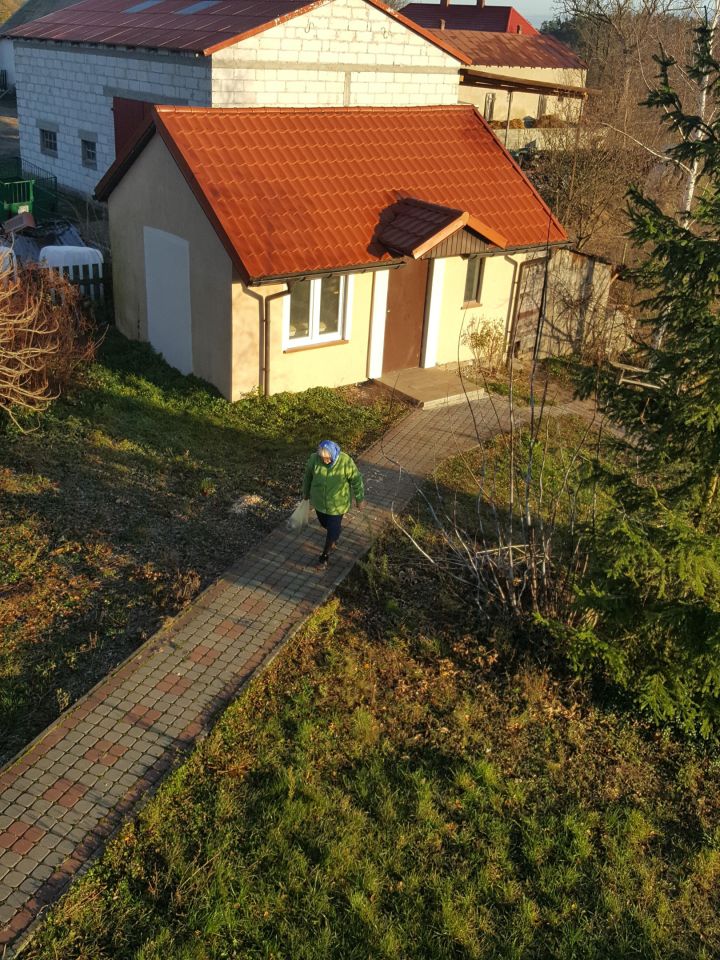 dom wolnostojący, 5 pokoi Kamienny Smug. Zdjęcie 6