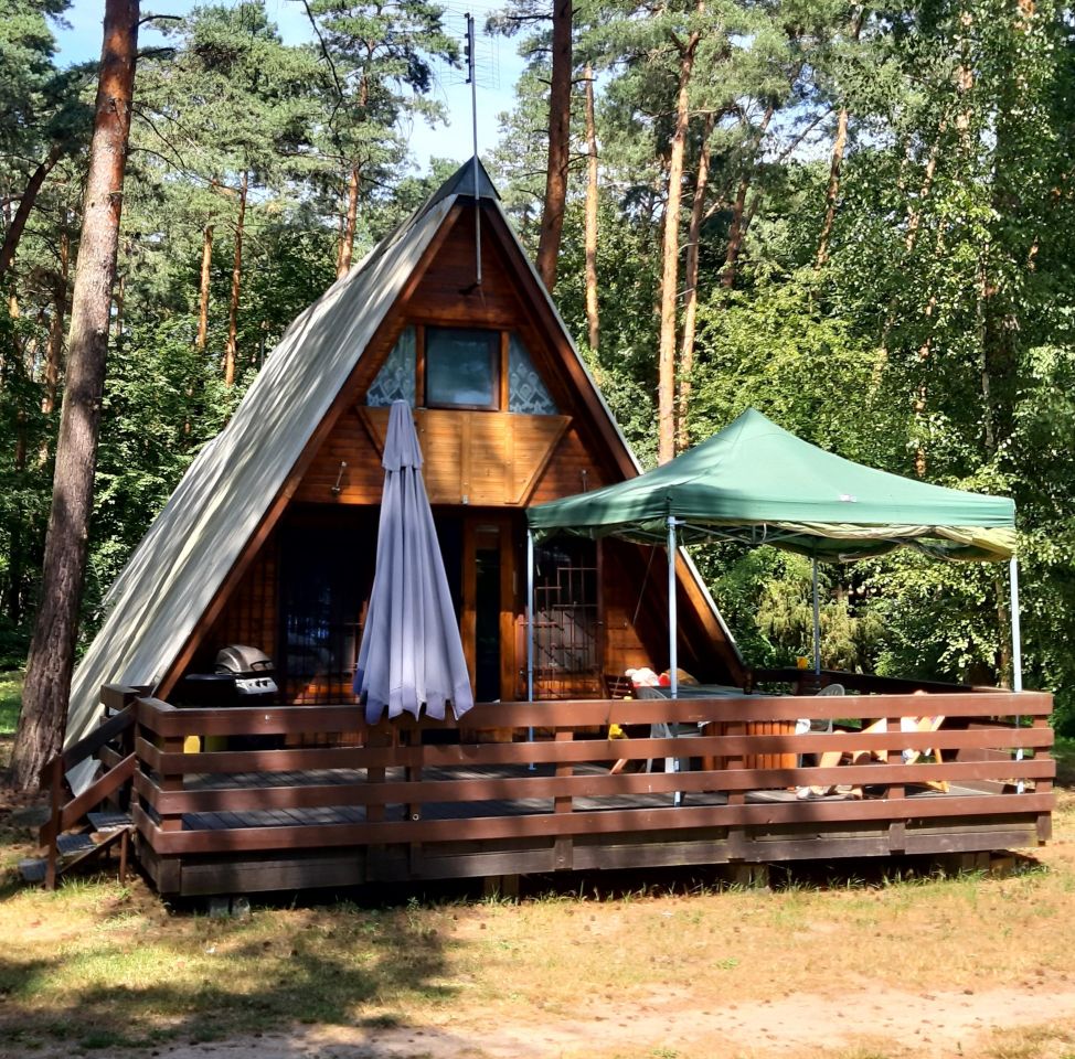 dom letniskowy, 3 pokoje Ślesin Działki, ul. Leśna. Zdjęcie 1