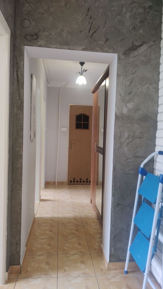 Mieszkanie 3-pokojowe Mrągowo, os. Parkowe. Zdjęcie 3
