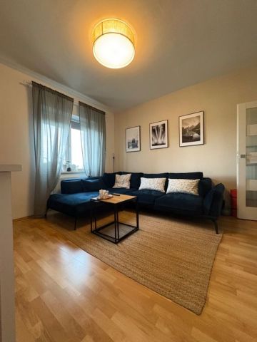 Mieszkanie 3-pokojowe Krapkowice. Zdjęcie 1