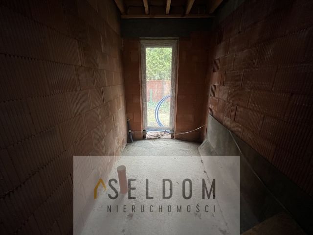 dom wolnostojący, 4 pokoje Miedziana. Zdjęcie 9