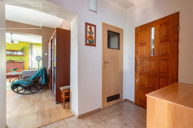 kamienica, 5 pokoi Głowno, pl. Wolności. Zdjęcie 17