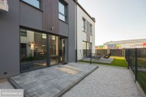 dom szeregowy, 3 pokoje Porosły, ul. Sadowa. Zdjęcie 2