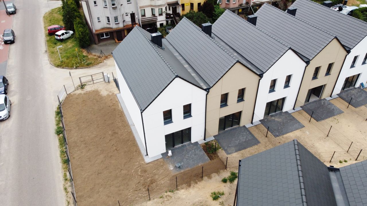 bliźniak, 4 pokoje Chodzież, ul. Akacjowa. Zdjęcie 18